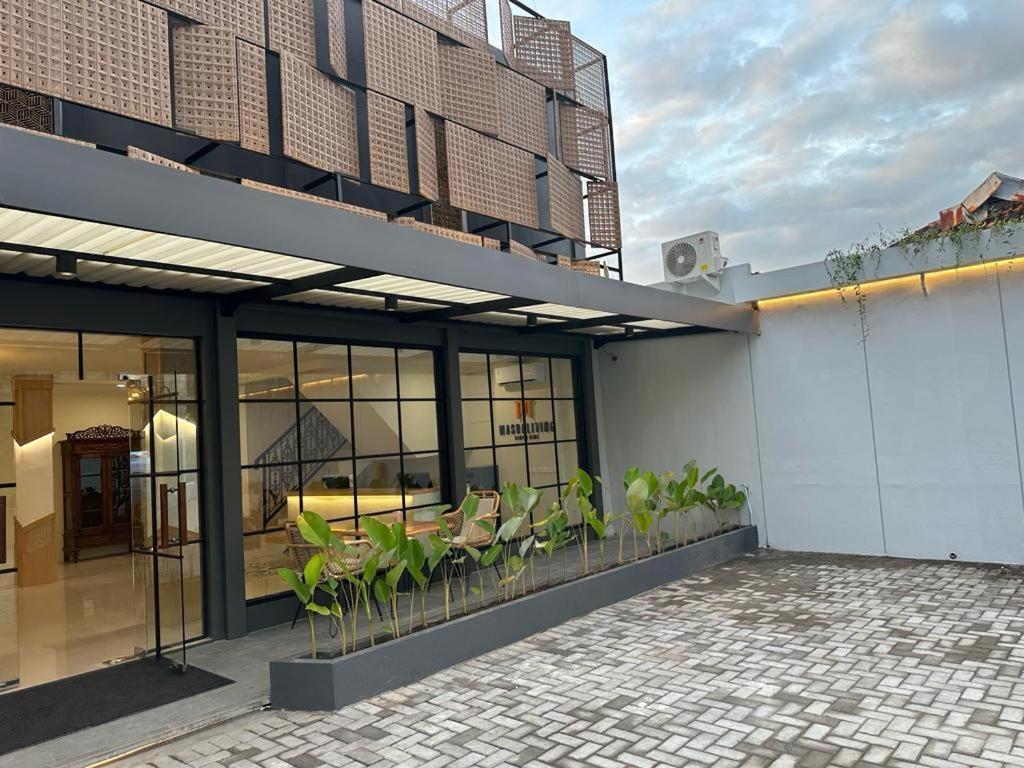 Hotel Masri Living By Daphna International Yogyakarta Exterior foto