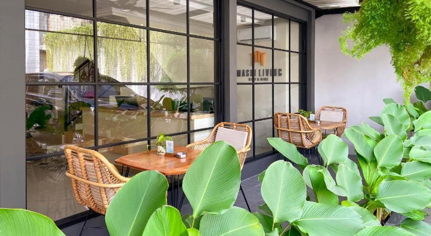 Hotel Masri Living By Daphna International Yogyakarta Exterior foto